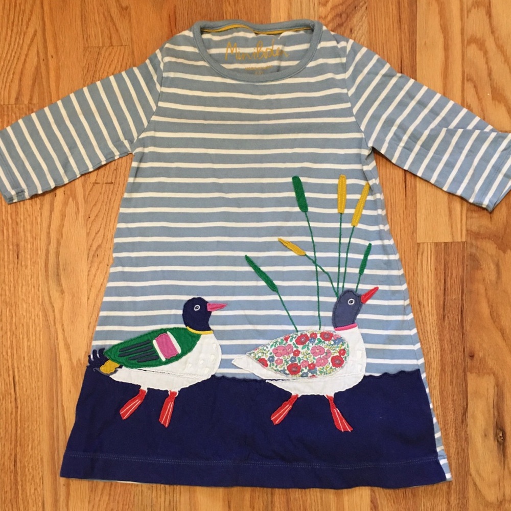 Mini Boden 4/5 duck appliqué dress